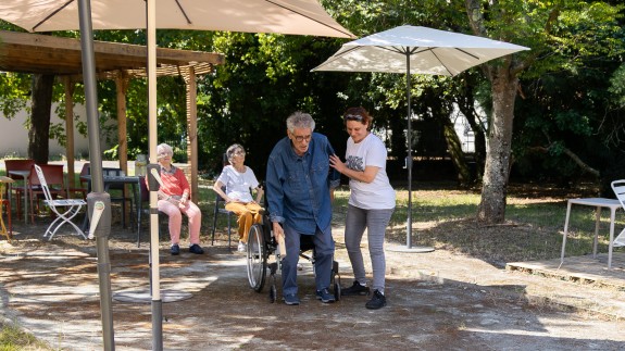 Terrain de pétanque à l'EHPAD Le Beque